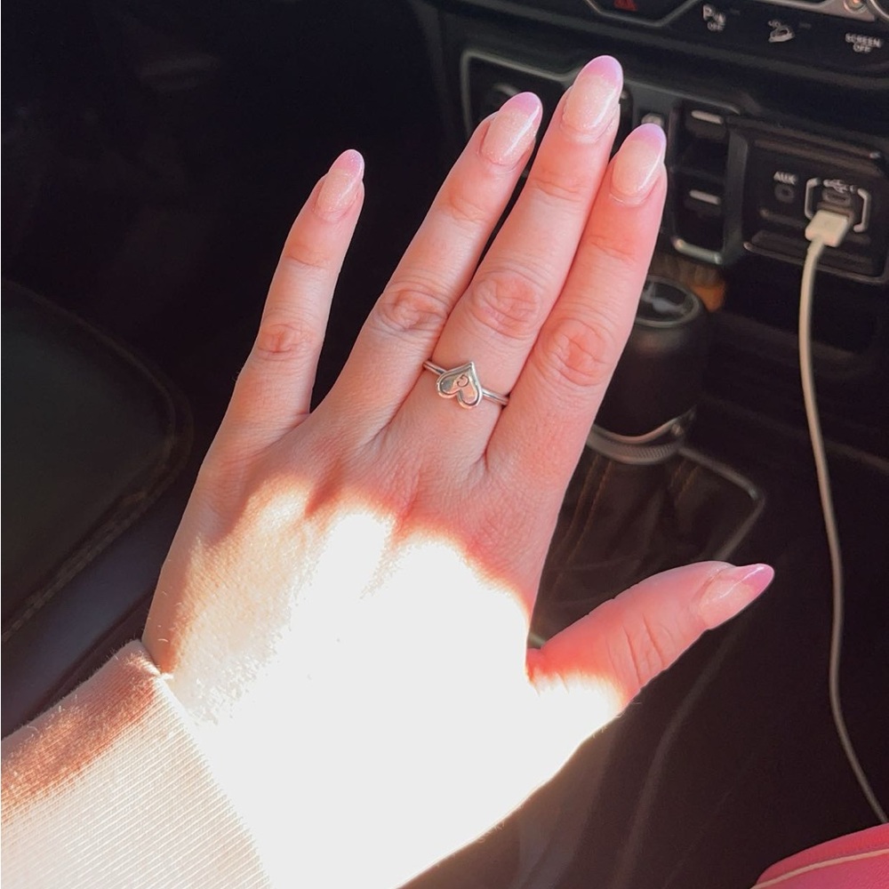 James Avery Initial G Ring Size 5 - image 1